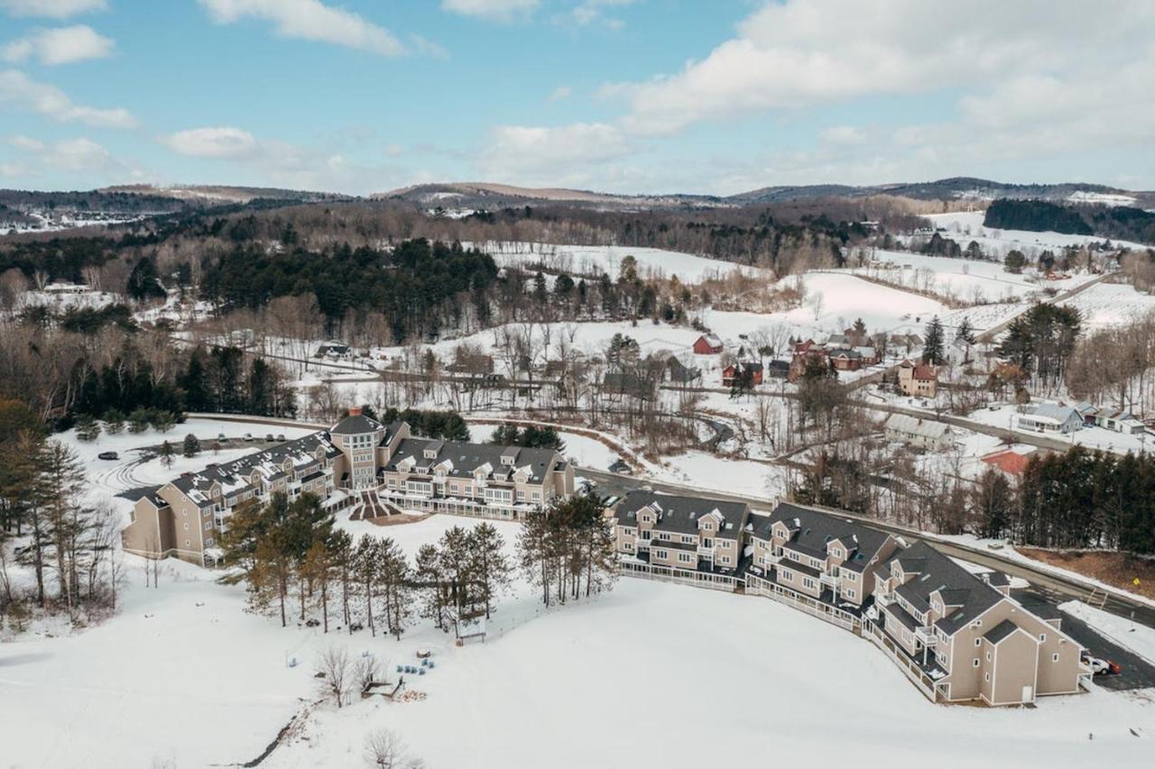 Holiday Inn Club Vacations Mount Ascutney Resort Brownsville Exterior photo